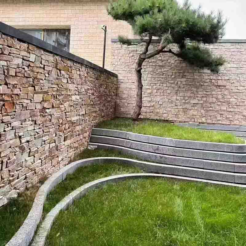 Natural Stacked Stone Wall for Modern Courtyard Landscape Design