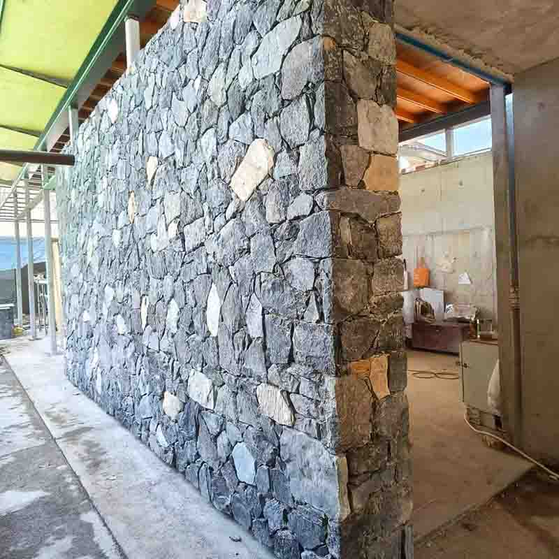 Exterior Facade Applications of Stacked Stone